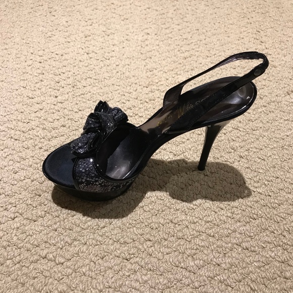 Guess by Marciano Heels - Picture 4 of 6
